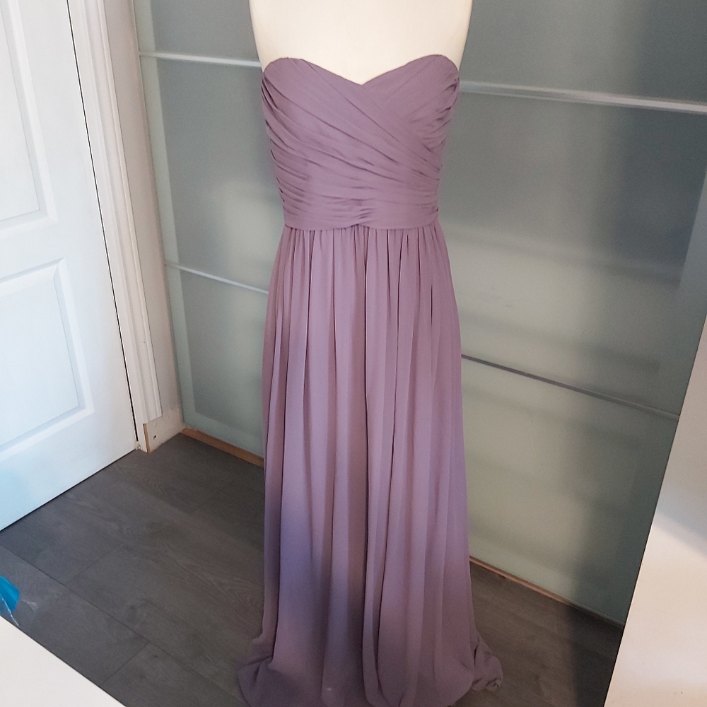 Monique Lhuillier Bridesmaid Dress - lilac